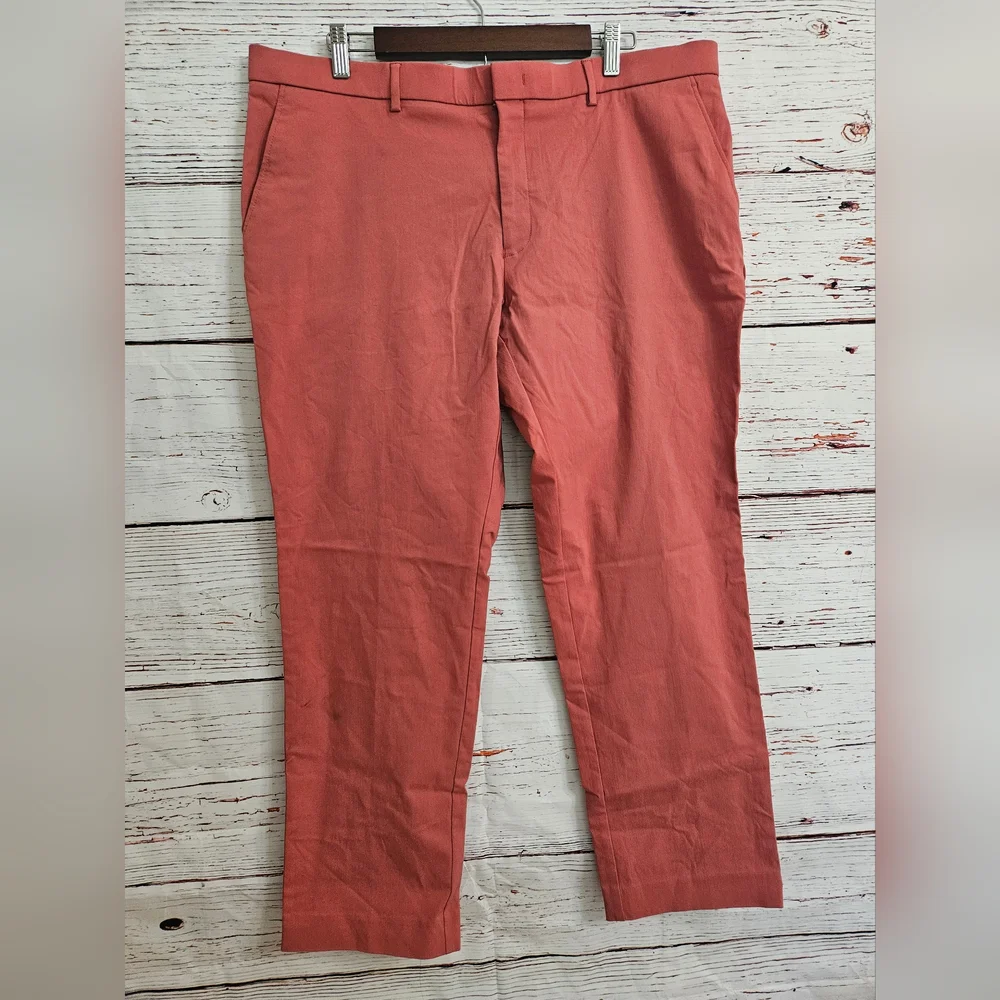 NWT Tommy Hilfinger Red Men's Modern-Fit Tb Flex Stretch Pants Size 40W X 30L
